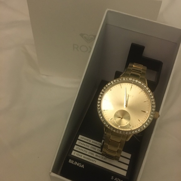 Roxy Watch - Picture 2 of 5